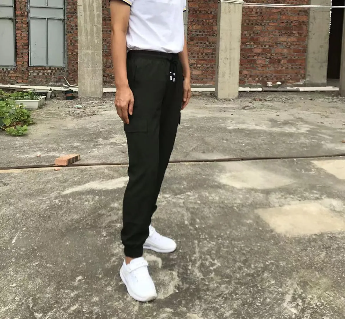 Boys Girls Joggers Cargo Pants with Zipper Pockets Elastic Waist School Casual Trousers