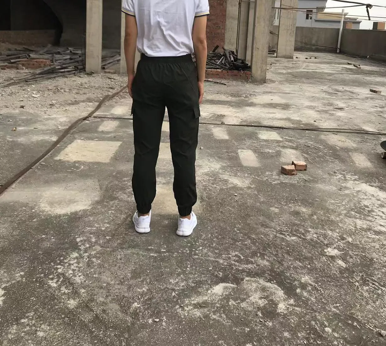 Boys Girls Joggers Cargo Pants with Zipper Pockets Elastic Waist School Casual Trousers