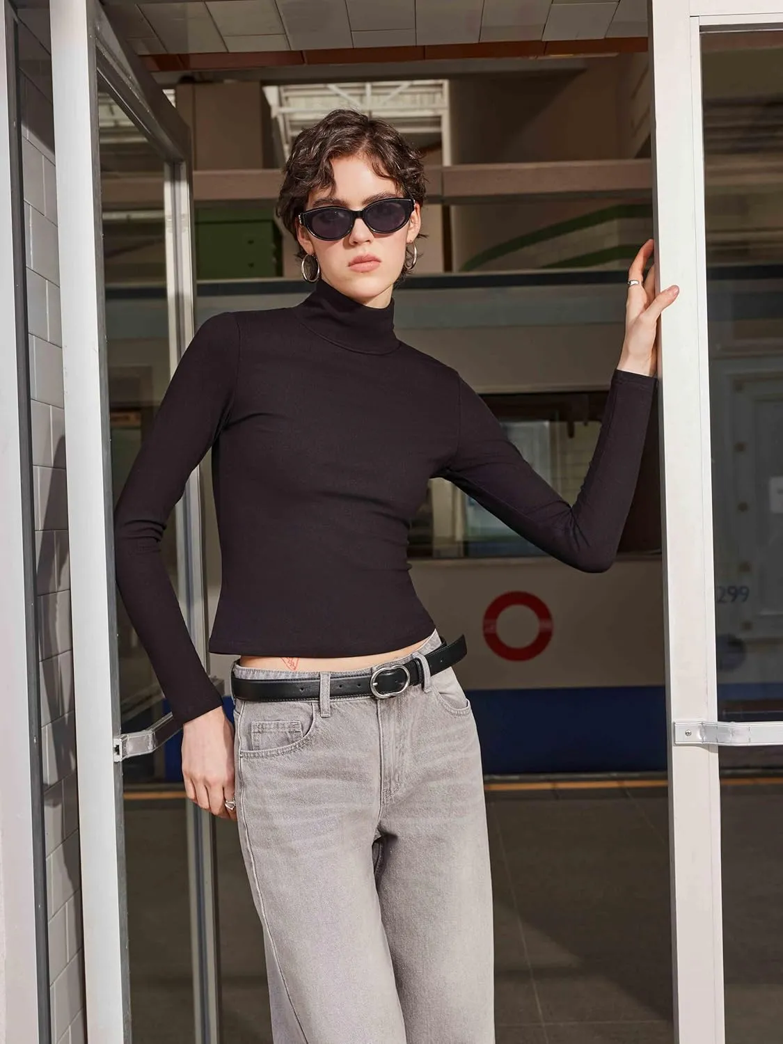 CIDER Turtle Necks Tops for Women Long Sleeve Shirts Mock Neck Solid Basic Tee Slim Fit Soft Base Layer Fall Tops